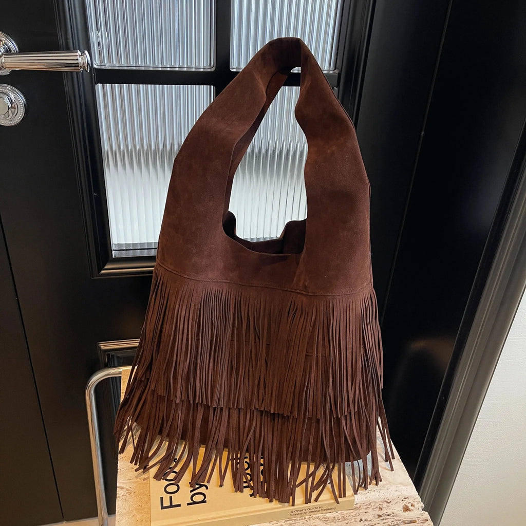 Amanda Velvet Tassel Shoulder Bag
